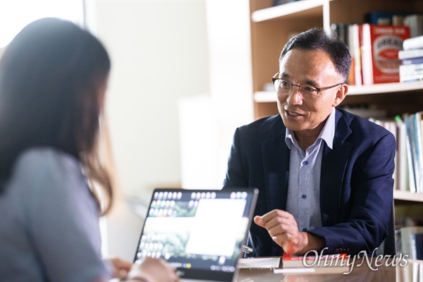  김영익 서강대 교수 