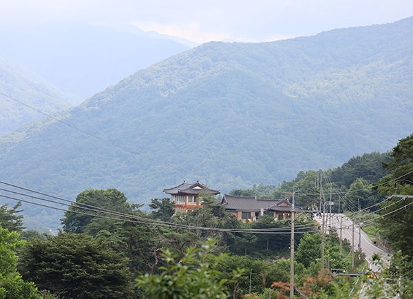 마천면 창원마을 별문성 명품한옥체험관.