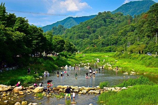  가평 운악산 청정계곡 모습