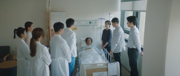  tvN 목요드라마 <슬기로운 의사생활 시즌 2> 7화 한 장면