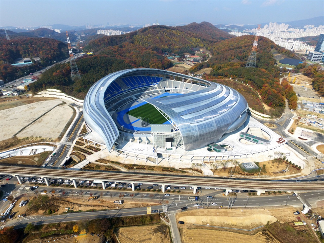  경기 용인시가 ‘2022년 경기도종합체육대회’의 성공적인 개최를 위해 ‘공공체육시설 인프라 신설 및 정비’사업에 착수했다.
