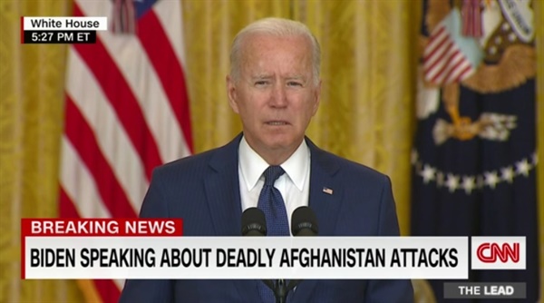 조 바이든 미국 대통령의 카불공항 테러 관련 대국민 연설을 중계하는 CNN 방송 갈무리.