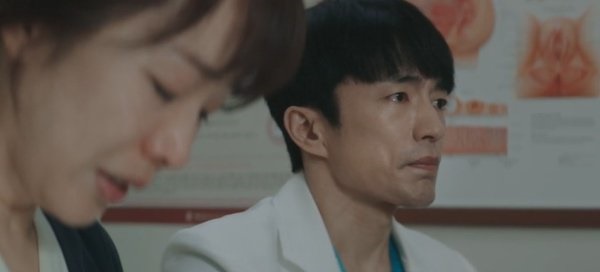  tvN 목요드라마 <슬기로운 의사생활 시즌 2> 10화 한 장면