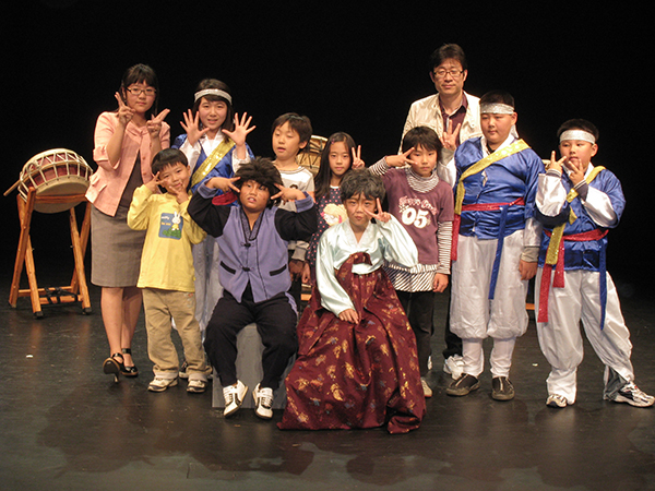 인경훈 부회장은 어린이 연극 지도자 생활 중 가장 기억에 남는 경험으로 인천 섬 지역에서 5년 정도 근무한 기간을 꼽았다.