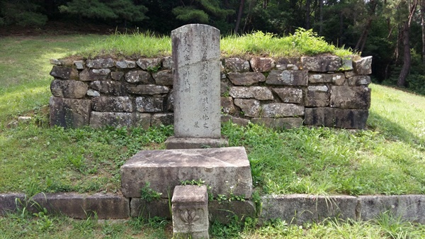 광주광역시 기념물 제2호로 지정된 ‘정지장군 예장석묘
