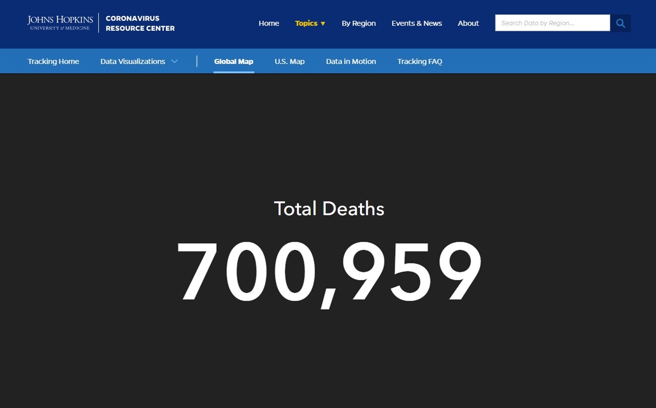 미국의 코로나19 누적 사망자를 집계하는 존스홉킨스대학 코로나19 리소스센터 홈페이지 갈무리.
