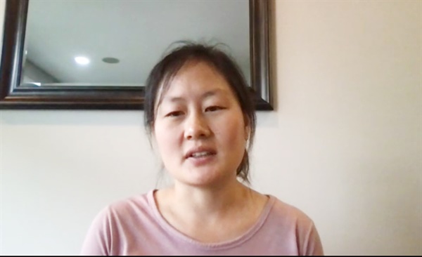  입양인 권익 단체 '정의를 위한 입양인' 활동가 태니카 제닝스다. 1985년 생후 3개월 때 충북 청주에서 미국 뉴저지로 이민했다.
