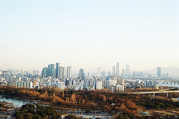 월드컵공원과 서울시내 풍경