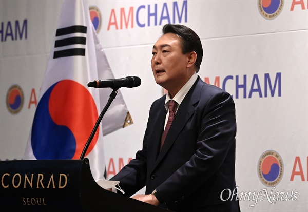 국민의힘 윤석열 대선 후보가 28일 주한미국상공회의소(AMCHAM) 간담회에서 발언하고 있다.