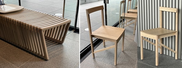 현관에 놓인 의자와 소파 긴의자입니다. 사람이 앉는 다는 의자의 본질은 같지만 모양은 만든 사람이나 놓인 곳에 따라서 다릅니다.