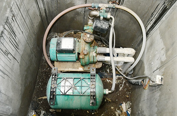 우라늄 등이 초과검출된 상가리 주민이 집에 설치한 지하수 관정.
