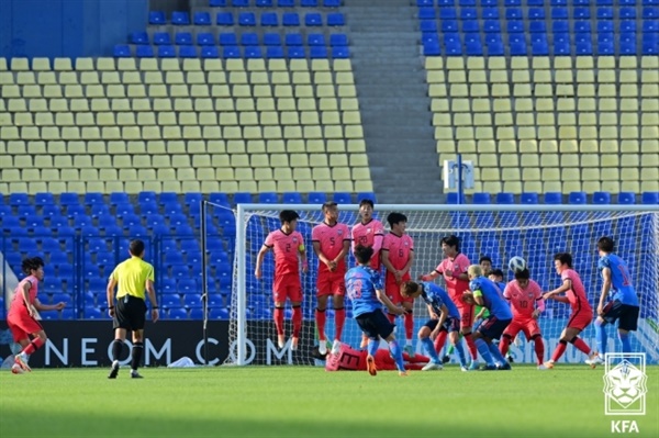 한국vs일본  2022 AFC U23 아시안컵 한국-일본의 8강전 경기 장면