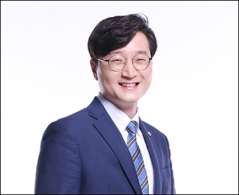 민주당 대전시당 위원장 직무대행에 임명된 장철민(대전 동구)의원.