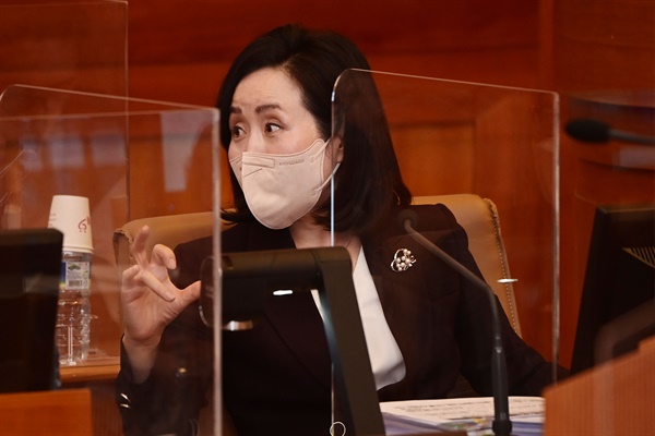 12일 헌법재판소에서 열린 검수완박 공개변론에 국민의힘 전주혜 의원이 출석해 있다.