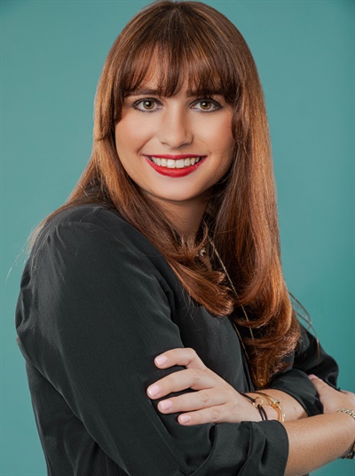헤일리 모스(Haley Moss)는 2019년 1월 미국 플로리다 최초의 자폐증 변호사가 되었다.
