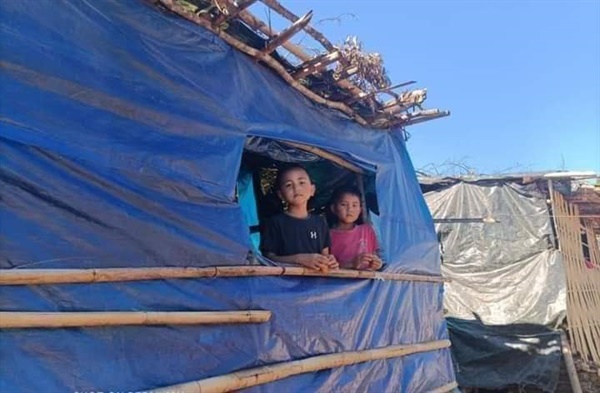 피란민 캠프에서 지내는 친족 아이들의 모습(2022년 8월11일)