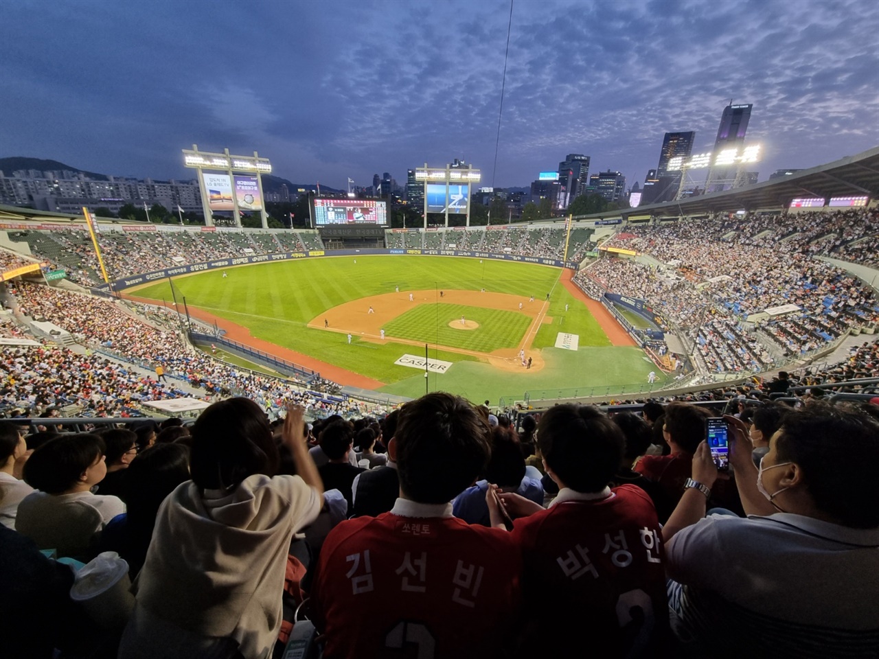 여전히 많은 국민이 사랑하는 한국 야구가 하나의 '문화'로서 한 단계 발전하길 바란다는 게 타케후미 씨의 생각이었다.