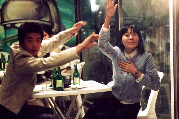  <동갑내기 과외하기>를 통해 이미지 변신에 성공한 김하늘(오른쪽)은 다양한 캐릭터를 소화할 수 있는 배우로 성장했다.