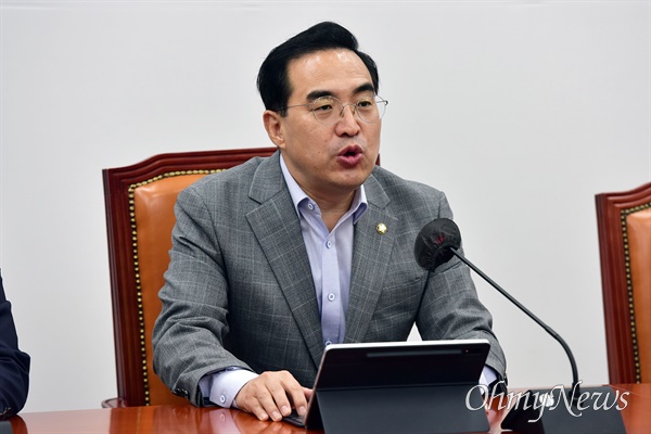 박홍근 더불어민주당 원내대표가 25일 서울 여의도 국회에서 열린 정책조정회의에서 발언하고 있다.