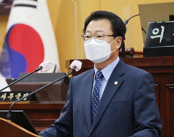 5분발언을 하고 있는 김용경 서산시의원.