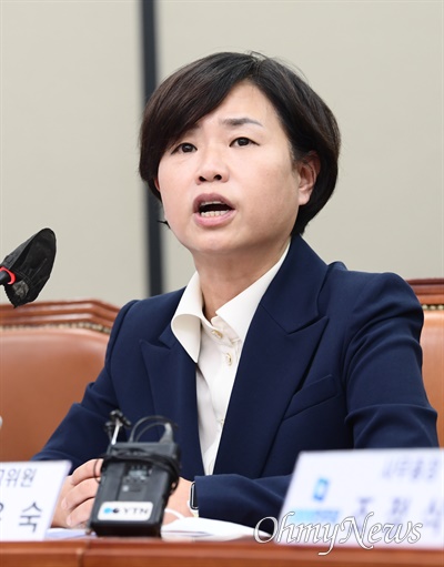 서은숙 더불어민주당 최고위원이 지난 9월 23일 국회에서 열린 최고위원회의에서 발언하고 있다.
