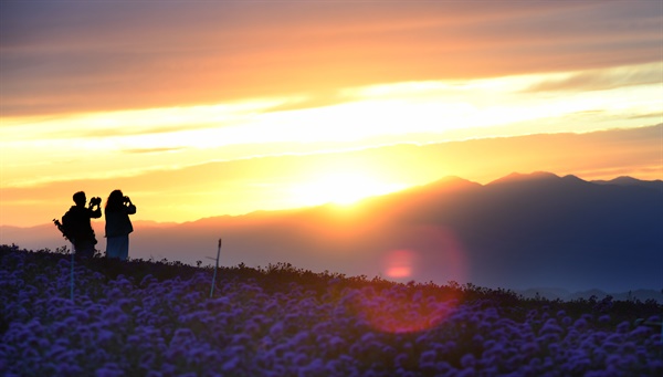  24일 거창 감악산 정상.