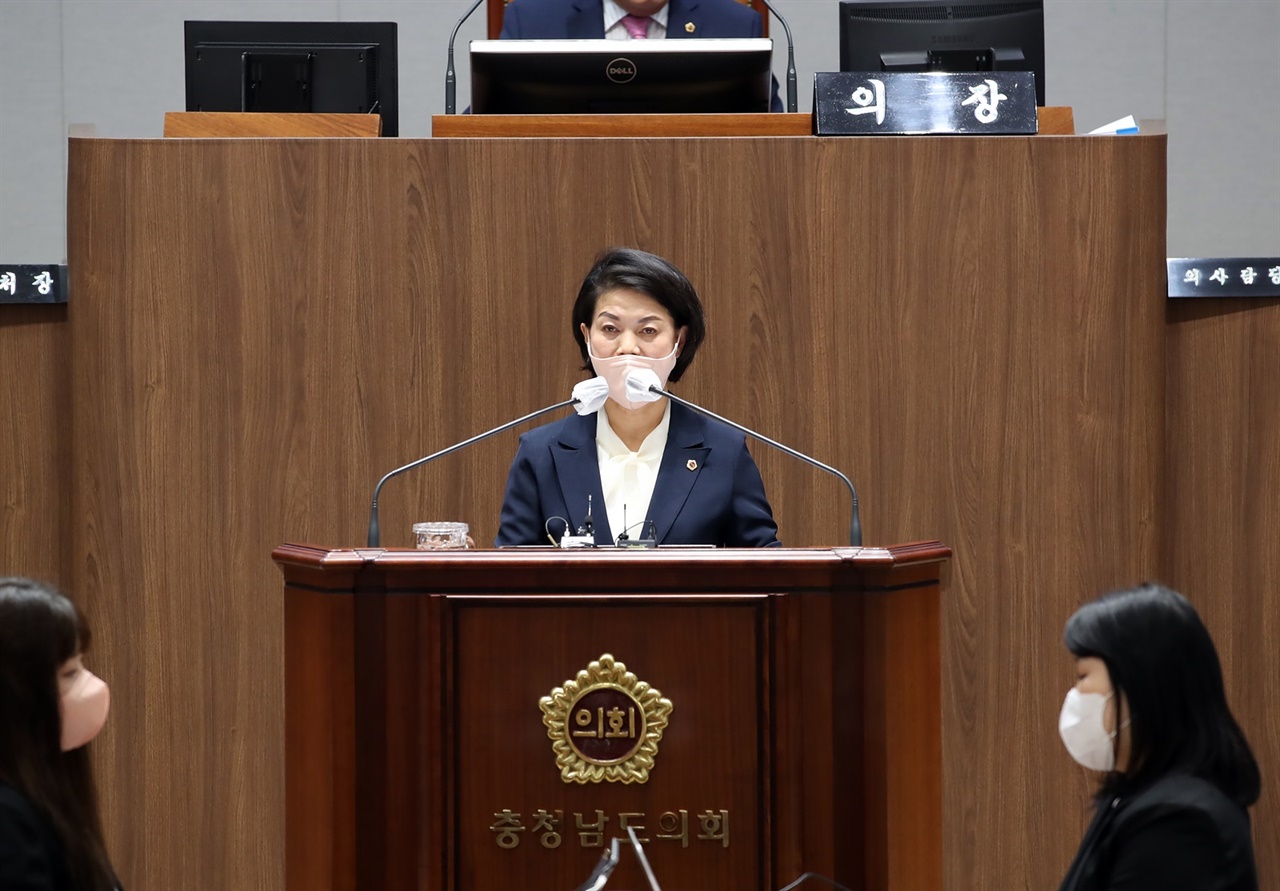  이현숙 충남도의원이 5분발언을 하고 있다. 