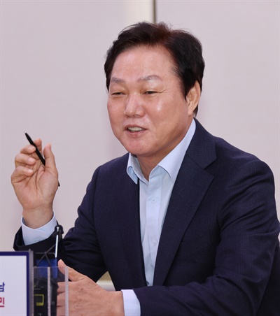  박완수 경남도지사.