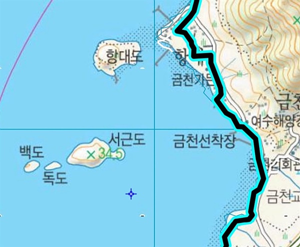 안동립씨가 지도로 통해 보여준 여수 돌산도 금천항 앞바다에 있는 조그만 무인도 독도 모습 