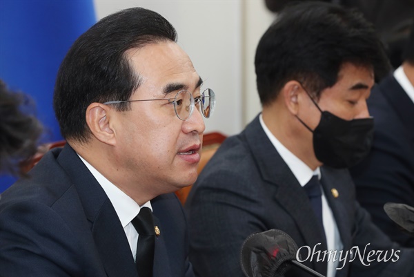 박홍근 더불어민주당 원내대표가 3일 서울 여의도 국회에서 열린 정책조정회의에서 발언하고 있다.
