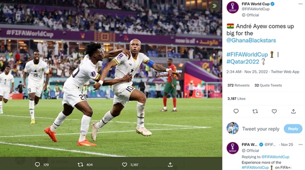 가나 대표팀 안드레 아이유가 2022 카타르 월드컵 포르투갈전에서 동점골을 넣은 후 기뻐하고 있다. 