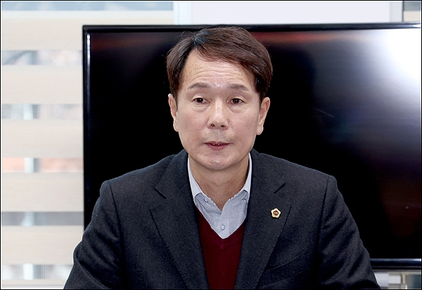이상래 대전시의회 의장.
