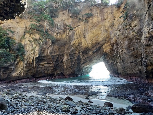 마음마저 평온해 지는 류구쿠츠 동굴 내부의 모습