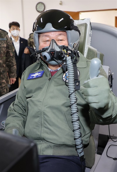 박완수 경상남도지사, 28일 공군교육사령부 방문.