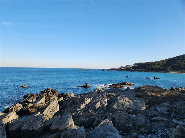  울산 간절곶 소망길 대바위공원에서 찍은 수려한 동해바다 주변 풍경