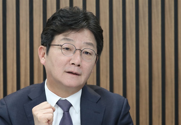 유승민 전 의원이 2021년 10월 22일 연합뉴스와 인터뷰하고 있다.
