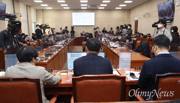 이태원참사 국조특위 전문가 공청회가 10일 서울 여의도 국회에서 열리고 있다. 