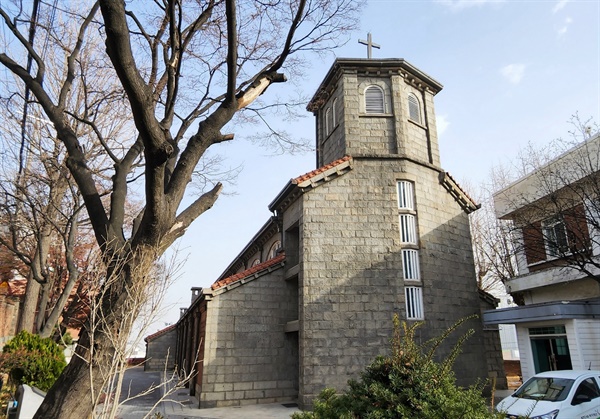 한국 최초의 성공회 성당인 인천의 내동 성공회성당(1890년 건축)