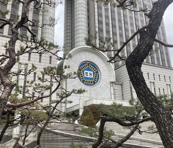 지난 2월 13일 오후 2시, 서울중앙지법에서 고 이예람 중사 사건 관련, 피고인 양아무개 군무원의 재판이 열렸다.