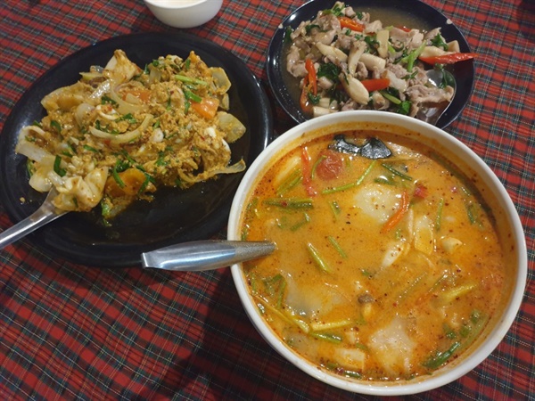 입에 맞지 않아 처음엔 잘 못 먹었던 태국 음식들. 