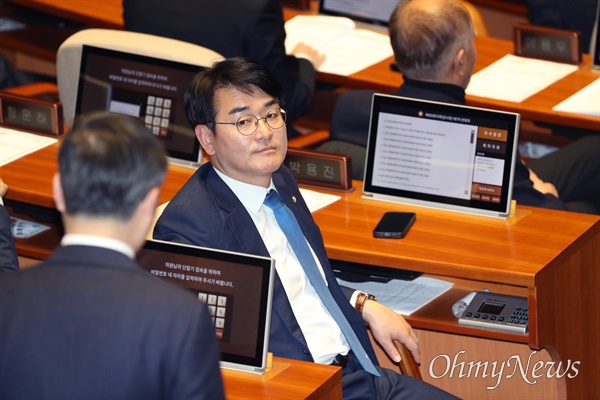 박용진 더불어민주당 의원. 사진은 지난 2월 24일 서울 여의도 국회에서 열린 본회의에 출석해 있는 모습. 