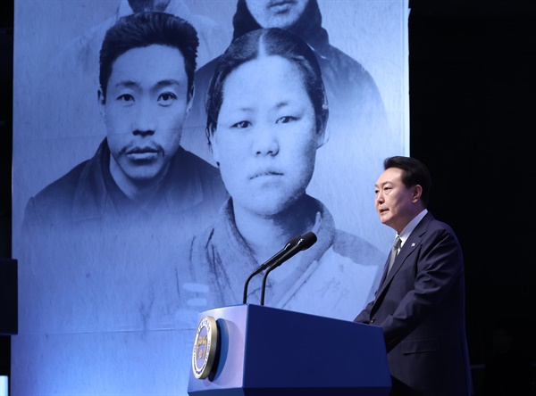윤석열 대통령이 지난 3월 1일 서울 중구 유관순 기념관에서 열린 제104주년 3.1절 기념식에서 기념사를 하고 있다. 