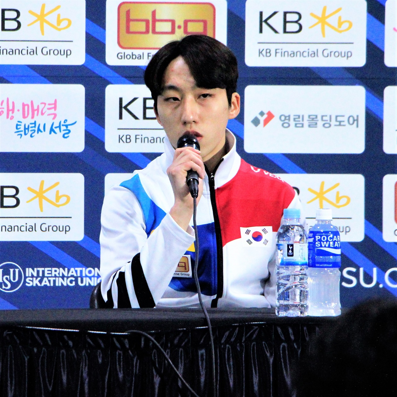  2023 KB금융 쇼트트랙 세계선수권대회 폐막 기자회견에 나선 박지원 선수.