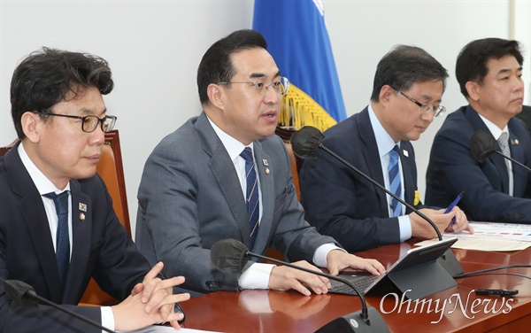 박홍근 더불어민주당 원내대표가 23일 서울 여의도 국회에서 열린 정책조정회의에서 발언하고 있다.