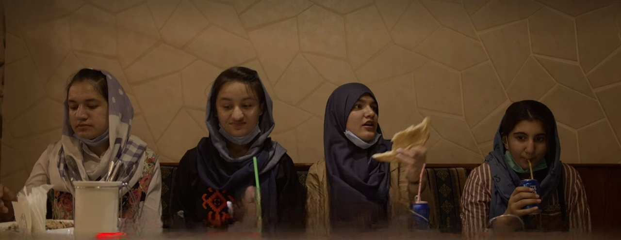 아프간 여성들 탈레반 재집권을 우려하는 아프간 여성들
