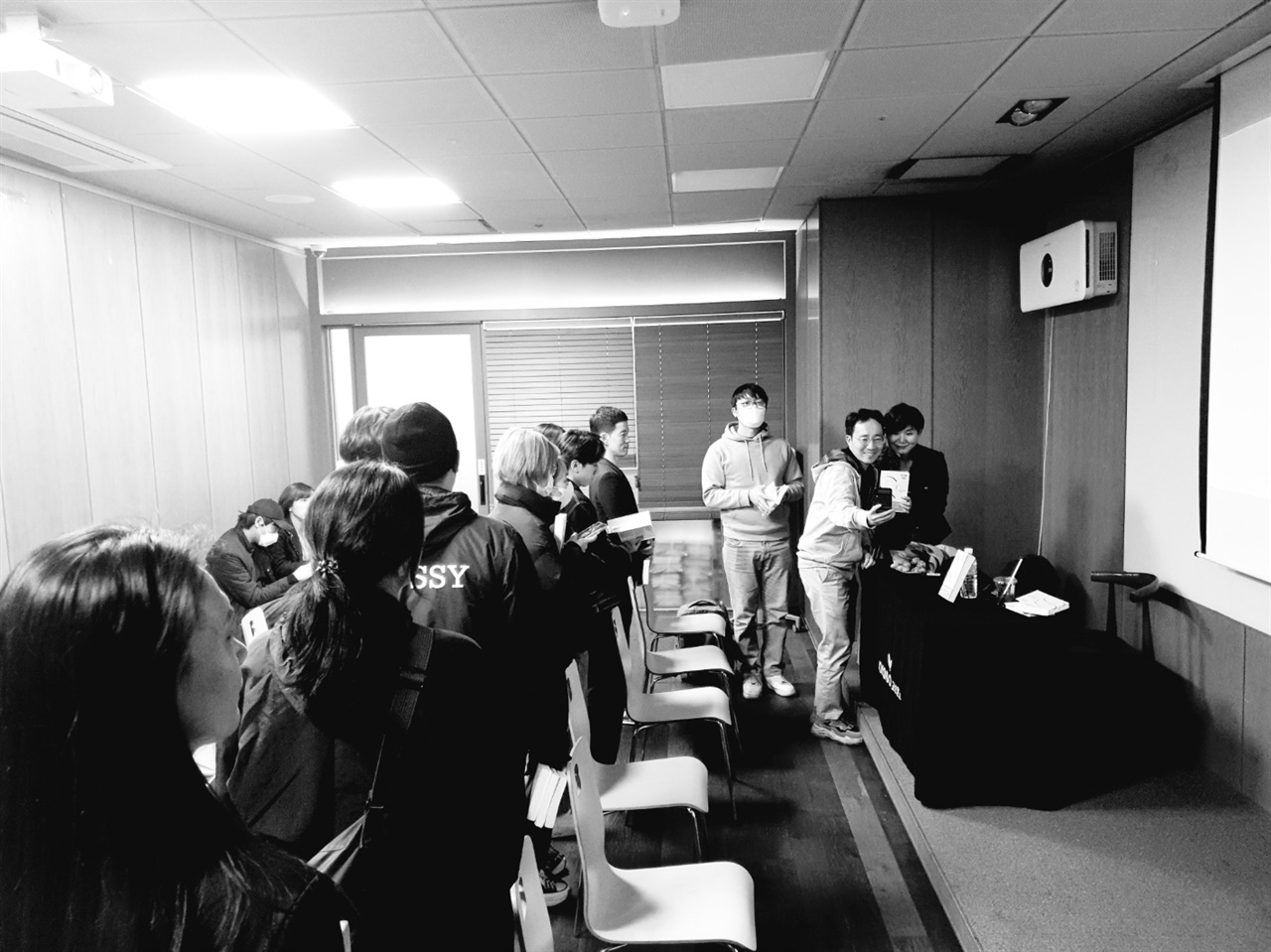 12일 오후 7시 교보문고 광화문점 배움에서 동서양 지혜자와의 <위대한 대화> 김지수 저자 북토크가 열렸다.
