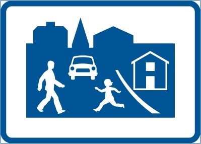 홈존으로 알려진 스웨덴의 보행자구역(Gangfartsomrade). 이 구역은 5-7km로 속도가 제한되며 자동차는 보행자보다 빠르게 갈 수가 없다. 보통 어린이들이 많은 주택가, 동네 중심지, 학교 근처에서 이 표지판을 볼 수 있다. 