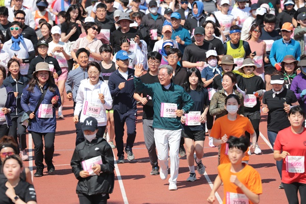  4월 30일 의령에서 열린 "전국의병마라톤대회".