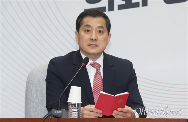 박대출 국민의힘 정책위의장이 지난 2일 서울 여의도 국회에서 열린 원내대책회의에서 발언하고 있다.
