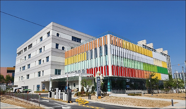 대전세종충남·넥슨후원 공공어린이재활병원이 26일부터 진료를 개시한다.